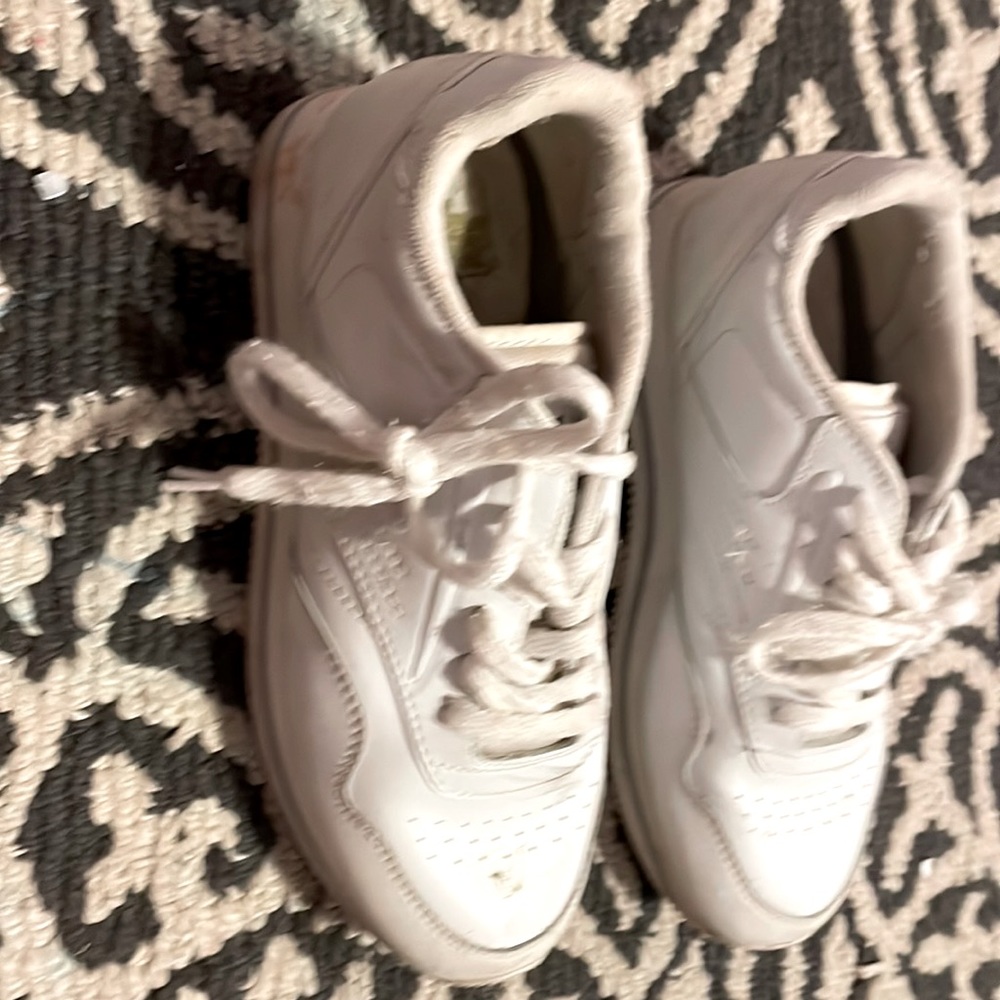 Selling athletic works white sneakers